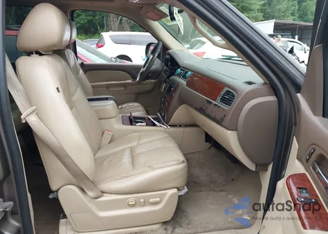 2011 Chevrolet Tahoe Lt from USA, damaged, VIN 1GNSKBE05BR128456